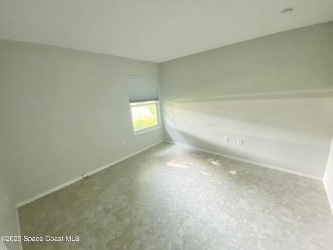Building Photo - 784 Alcazar Ave