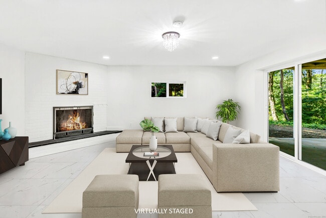 Building Photo - 51 Great Oak Rd