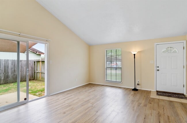 Building Photo - 24206 Running Iron Dr