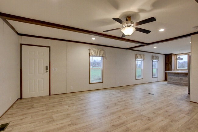 Building Photo - 295 Seays Rd