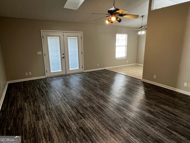 Building Photo - 109 Clinton Ct