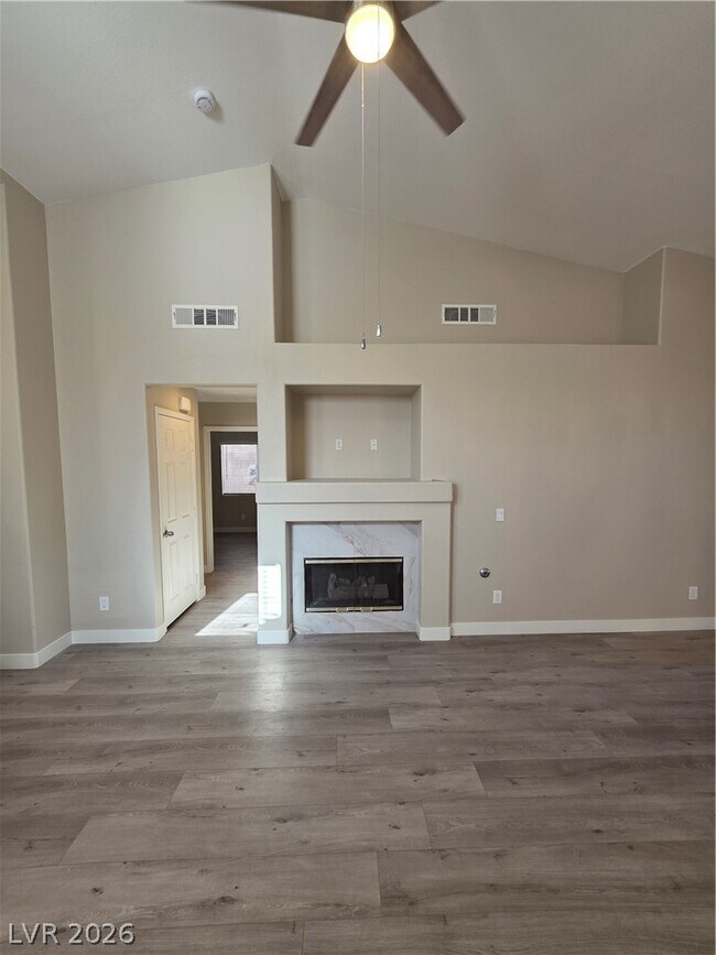 Building Photo - 626 Palmwood Ln