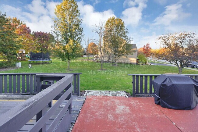 Building Photo - 96 Chenango Dr