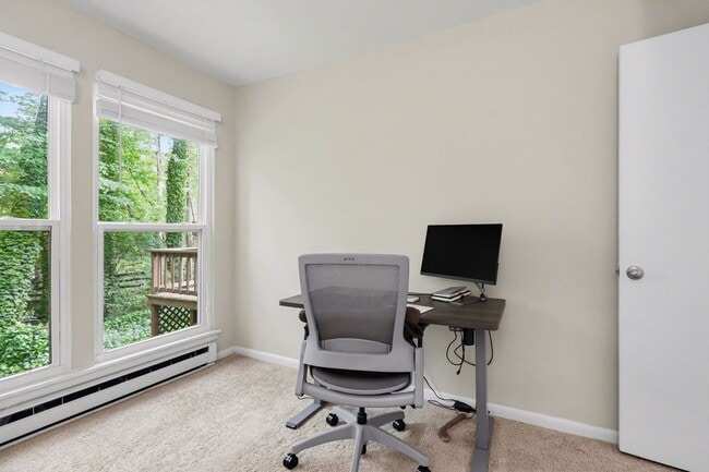 Building Photo - Beautiful 3 Bedroom Home in North Chesterfield ***Available Early July 2026***