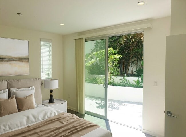 Primary Bedroom - 1611 S Beverly Glen Blvd