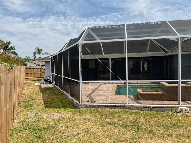 Building Photo - 4728 Charing Cross Rd