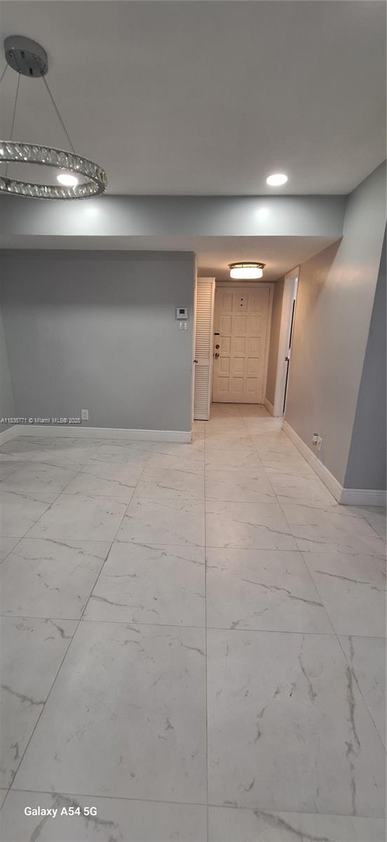 Building Photo - 3300 Spanish Moss Terrace
