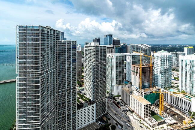 Building Photo - 300 Biscayne Blvd Way