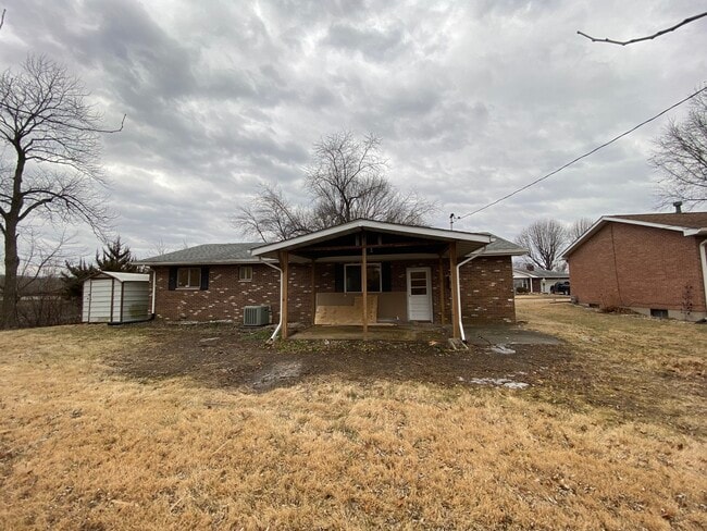 Building Photo - 2727 Angela Dr