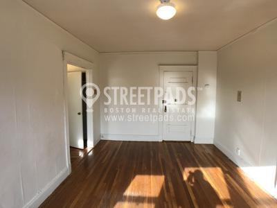 Building Photo - bedroom in Boston MA 02215