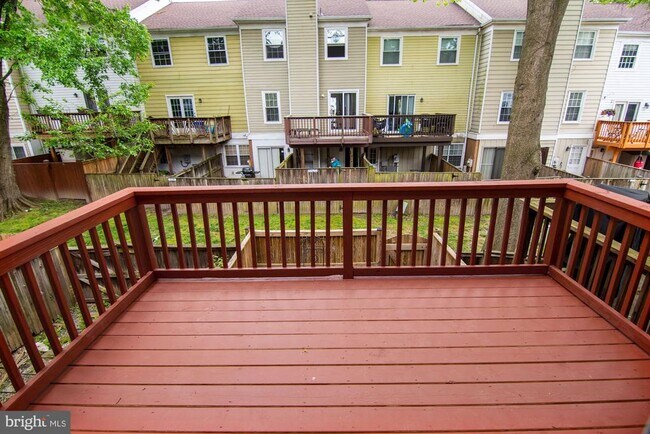 Building Photo - 1467 Chatham Ct