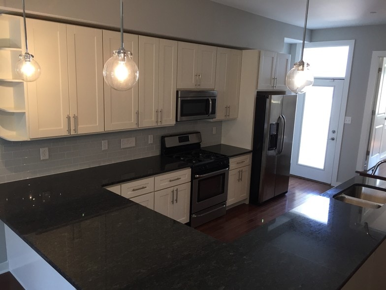 Kitchen - 1806 Frankford Ave