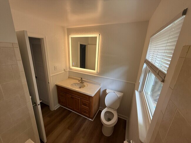 Building Photo - 3784 Strathmoor Cir