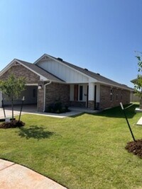 Building Photo - 1st Month Free!