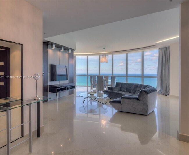 Building Photo - 18101 Collins Ave