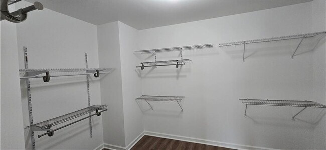 Building Photo - 1171 Gateview Dr SW