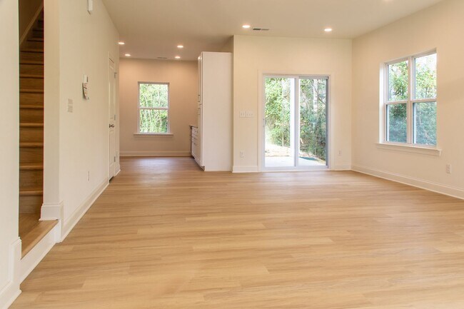 Building Photo - 5391 Toano Rd