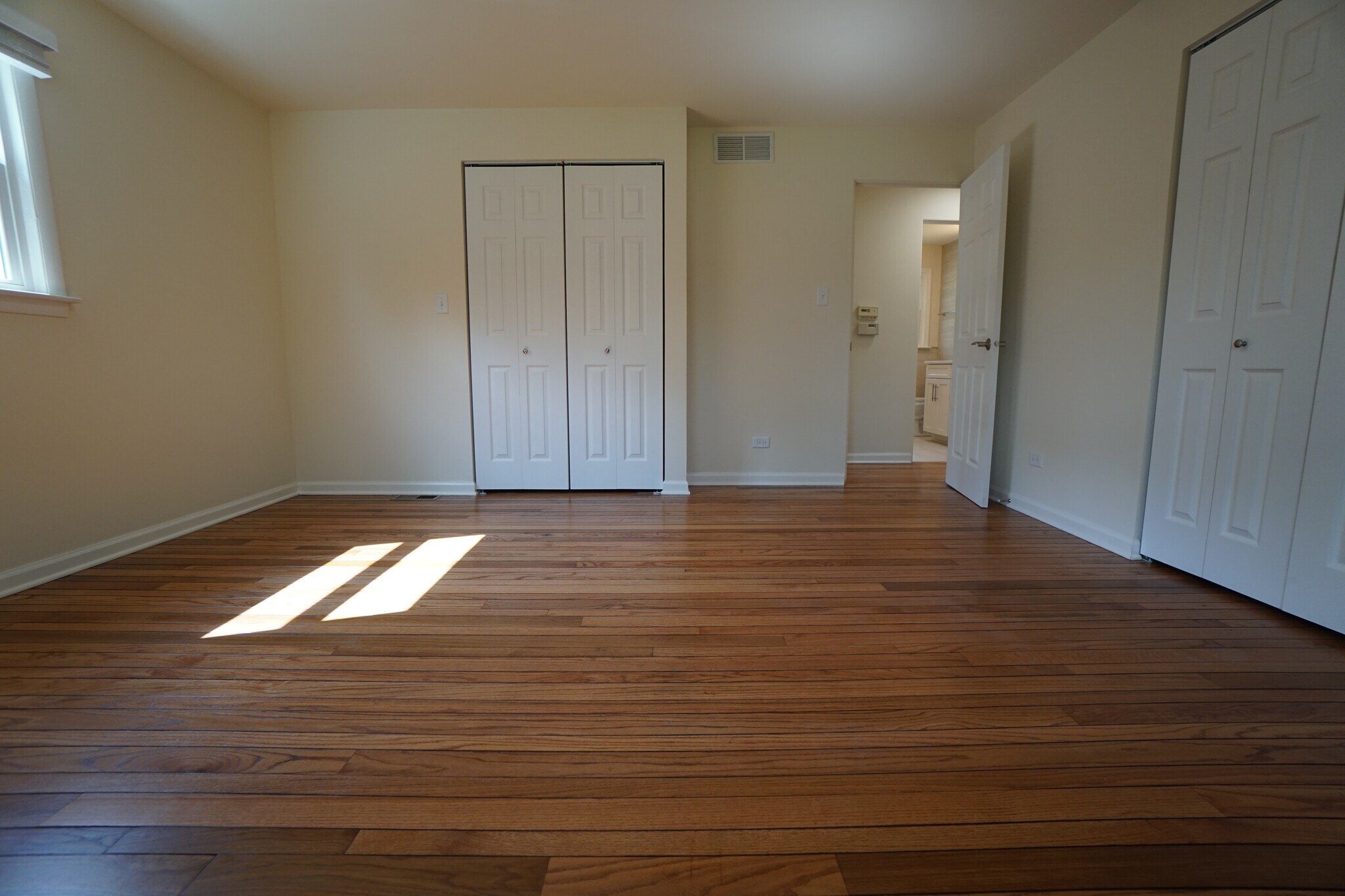 Building Photo - 28W383 Behrs Circle Dr S