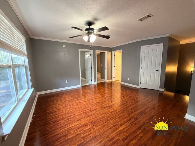 Building Photo - 2705 Apple Blossom Ct