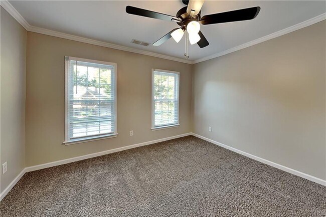 Building Photo - 6520 Ganton Dr