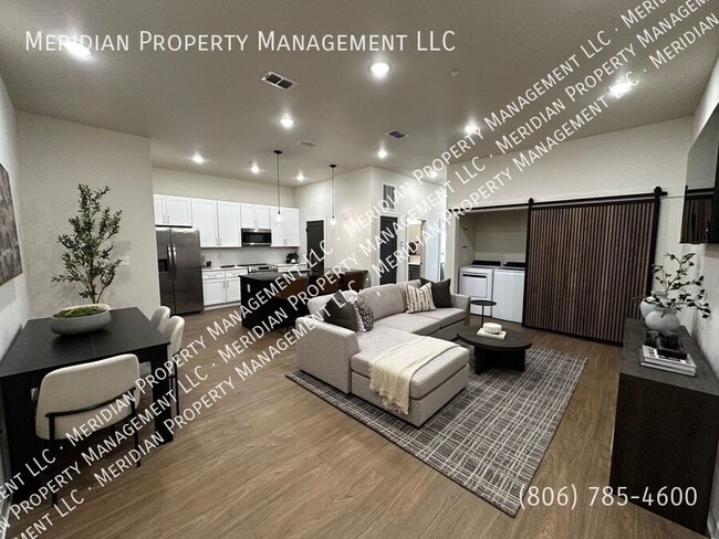 Building Photo - 5912 Erskine St