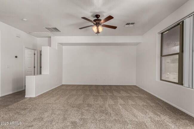 Building Photo - 4211 N 153rd Dr