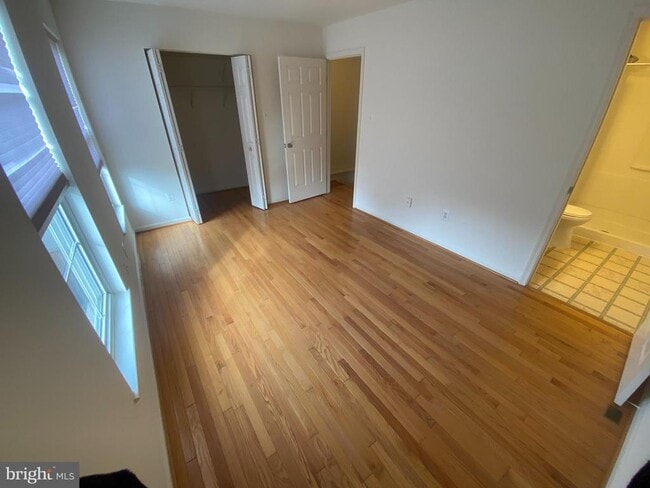 Building Photo - 13537 Hayworth Dr