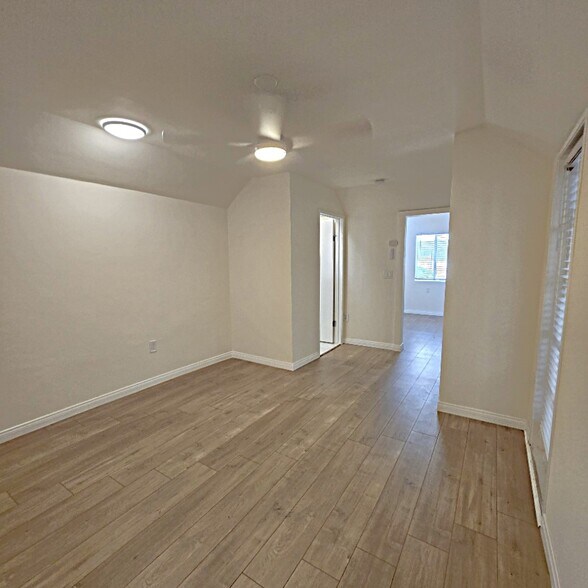 Building Photo - 5301 Cartwright Ave