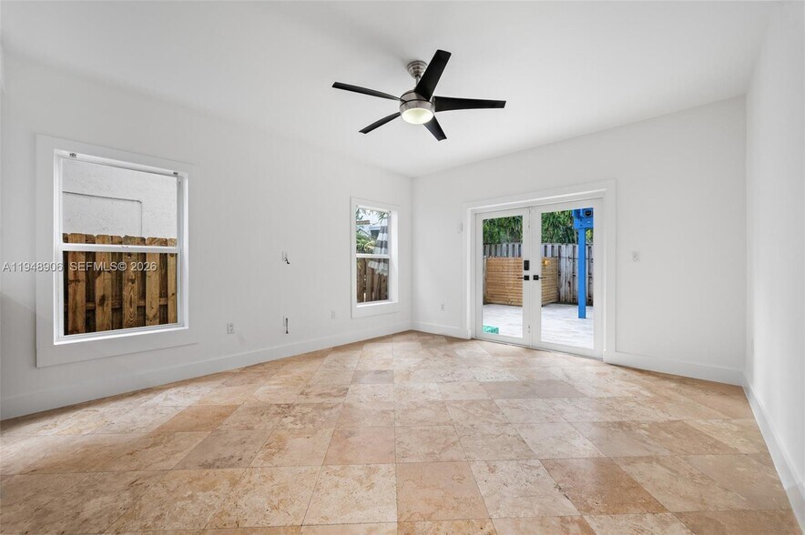 Building Photo - 2922 Virginia St