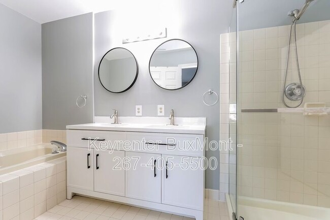 Building Photo - 15 York St