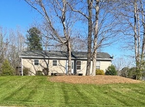Building Photo - Ranch with Basement for Rent