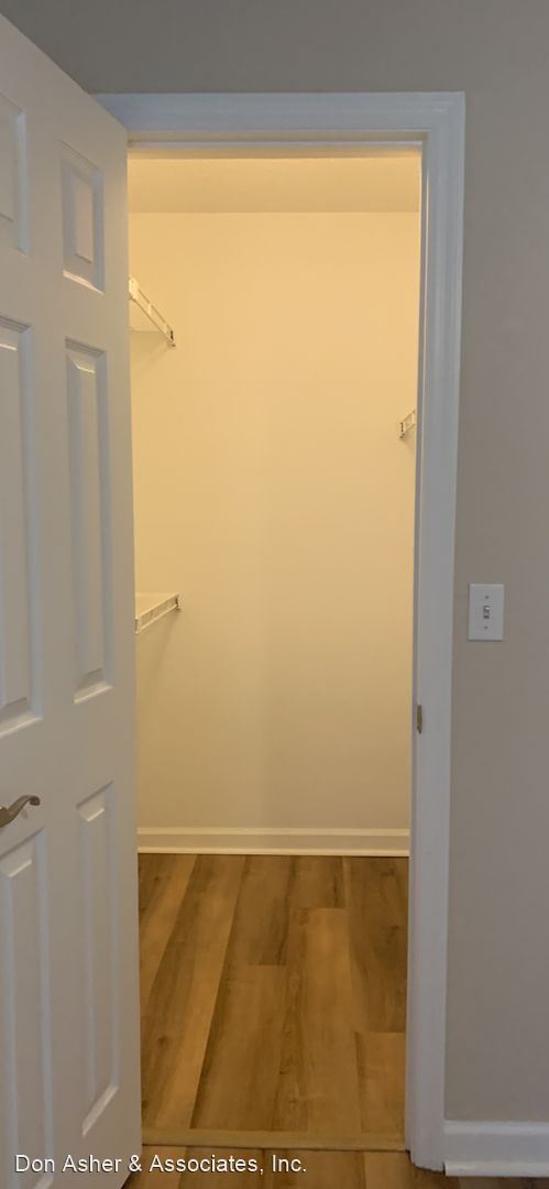 Building Photo - 2 br, 1 bath House - 465 Forestway Circle ...