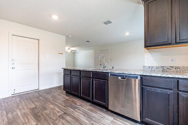 Building Photo - 7260 Calypso Canyon