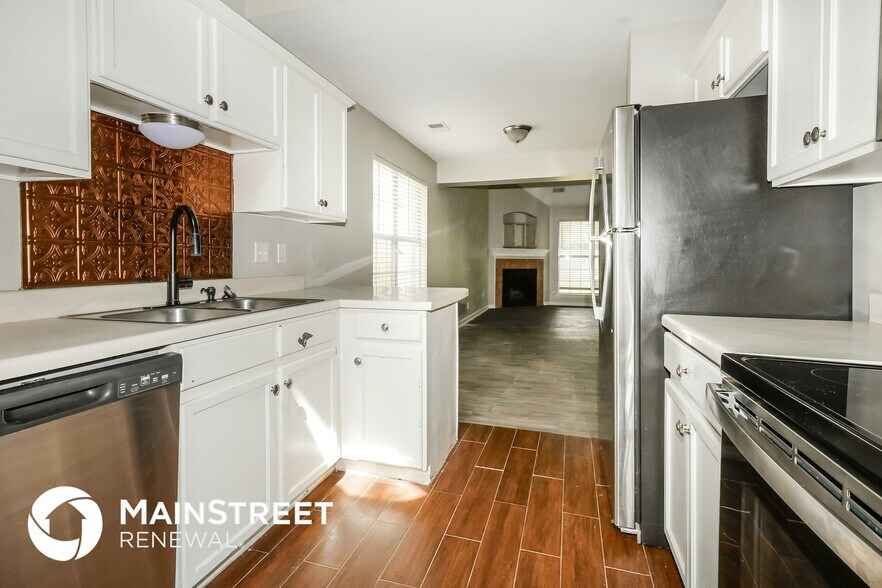 Building Photo - 1424 Marhill Cove