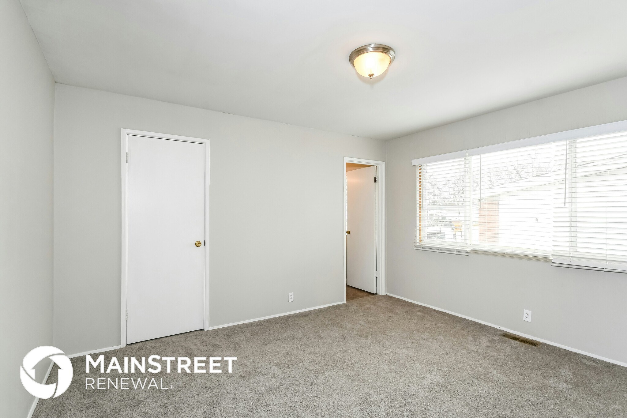 Building Photo - 3665 Hambletonian Dr