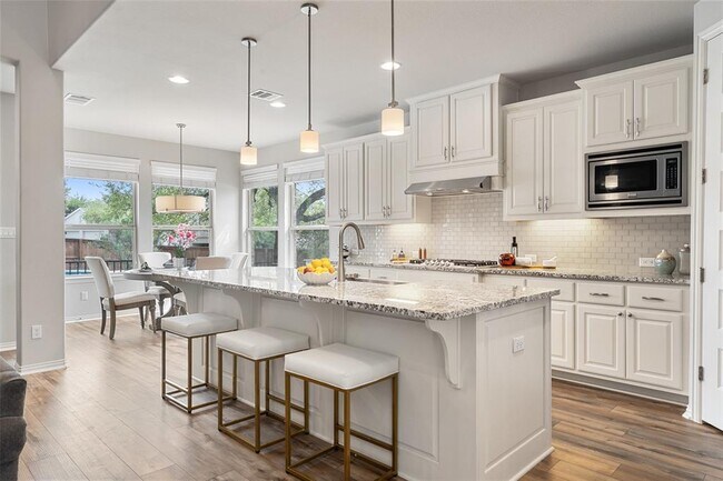 Building Photo - 5621 Cypress Ranch Blvd