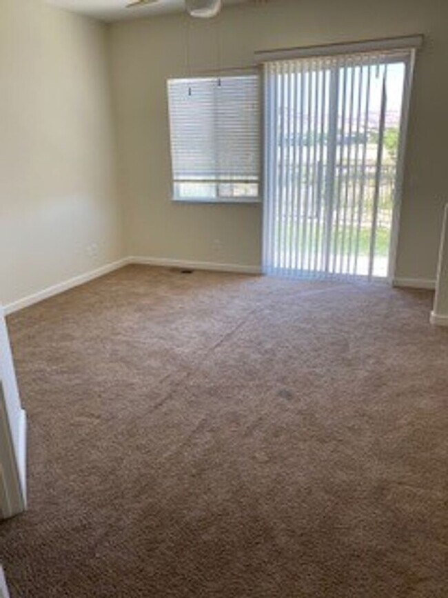 Building Photo - 1219 Turnberry Dr