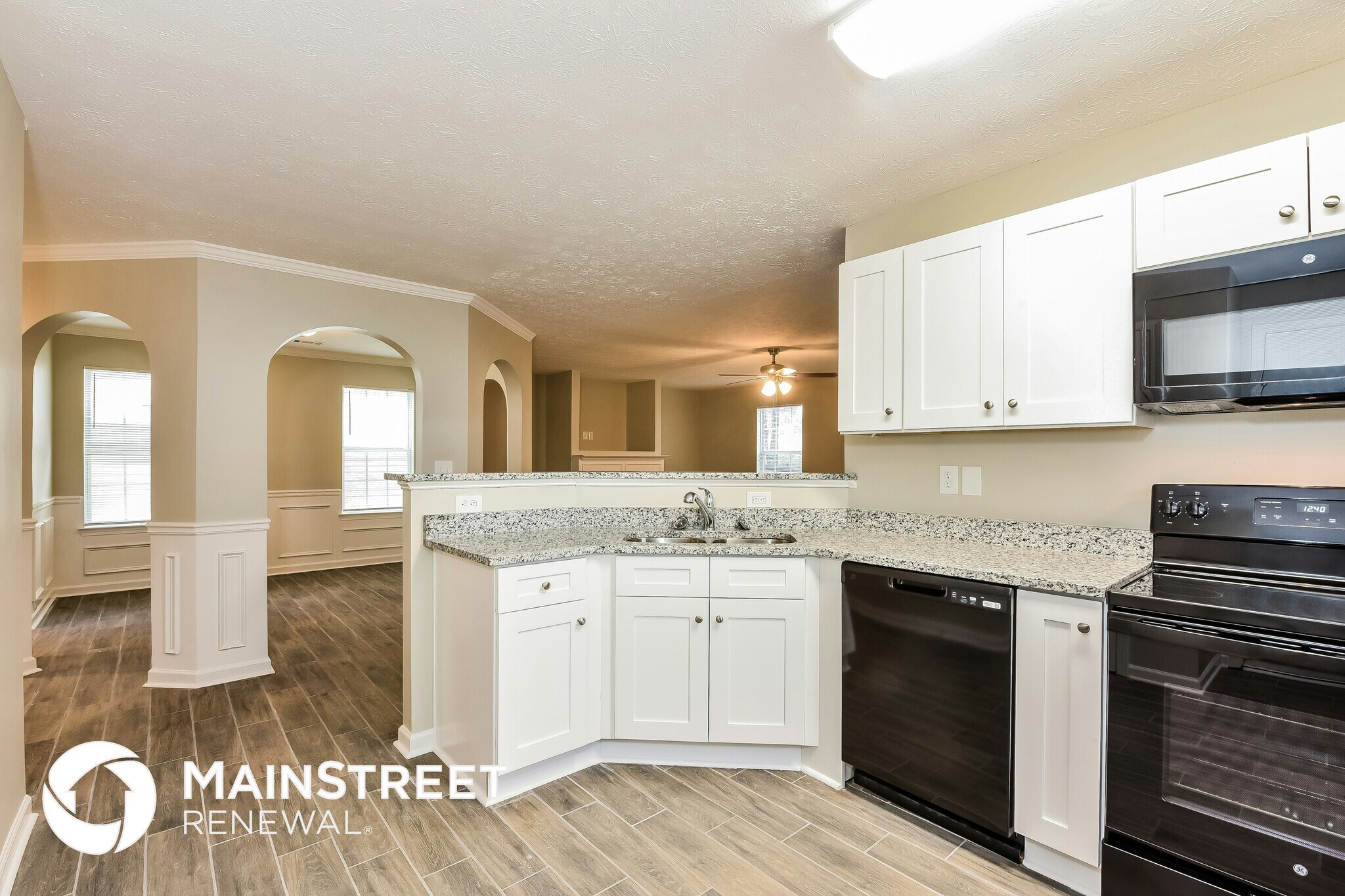 Building Photo - 7548 Garnet Dr