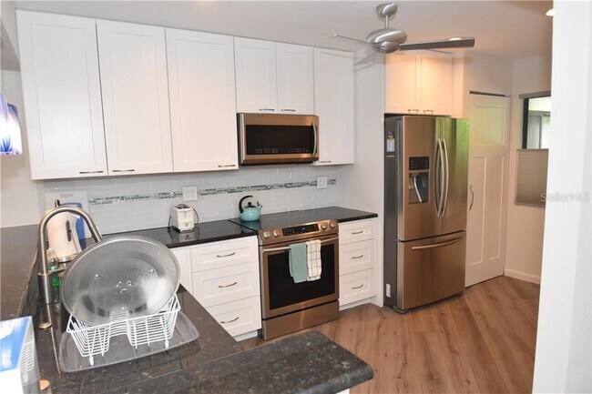 Building Photo - 1508 Pelican Cove Rd