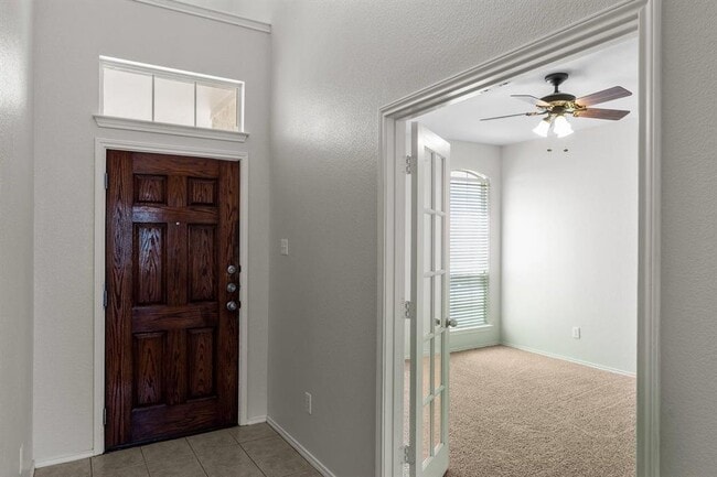 Building Photo - 124 Amberwood Ct