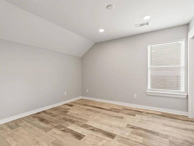 Building Photo - 1725 Rohan Cir