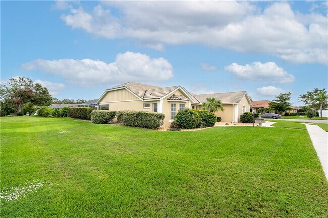 Building Photo - 5828 Sandy Pointe Dr