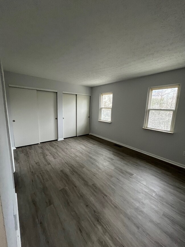 Building Photo - Beautiful Townhome in Most Desirable area of Westerville