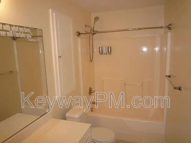 Building Photo - 302 Browning Dr