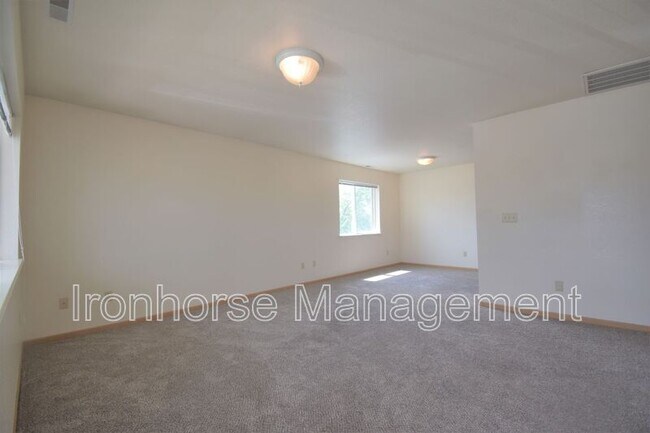 Building Photo - 2491 Wheeler Dr