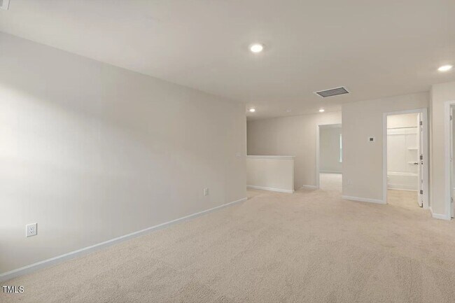 Building Photo - Spacious 4BR home in Wendell with trees in...