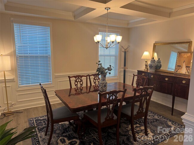 Building Photo - 1058 Thoroughbred Dr.