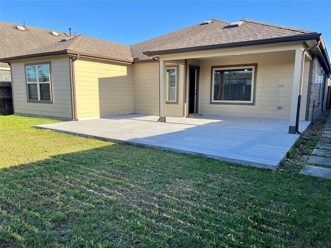 Building Photo - 12347 Breckenwood Mills Dr