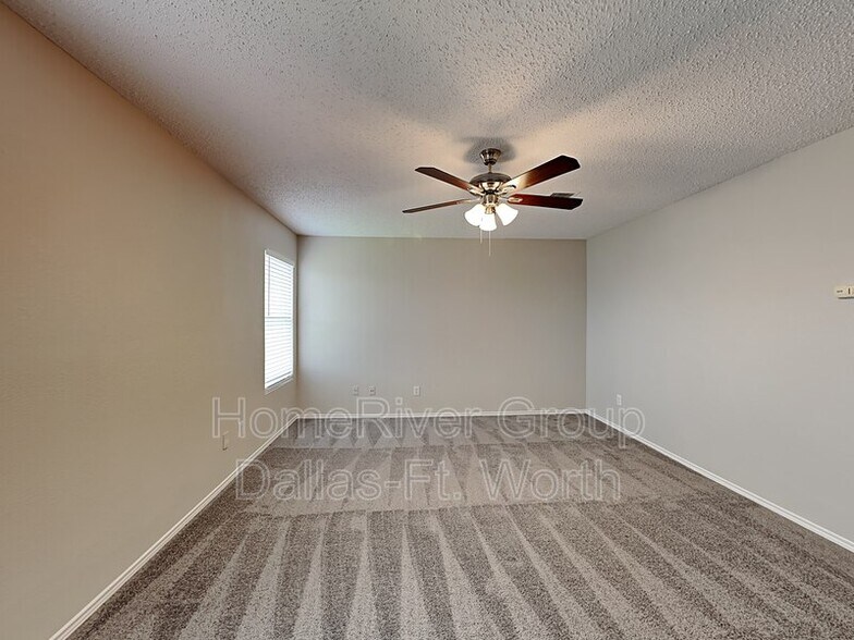 Building Photo - 5324 New Castleton Ln