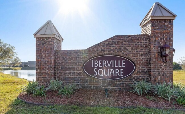 Building Photo - 1749 Covington Ln